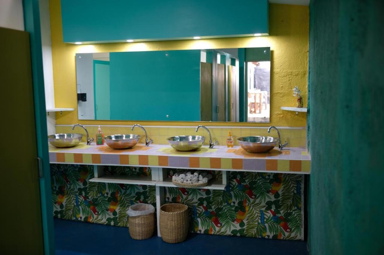 קינגסטון Ragamuffin Hostel מראה חיצוני תמונה