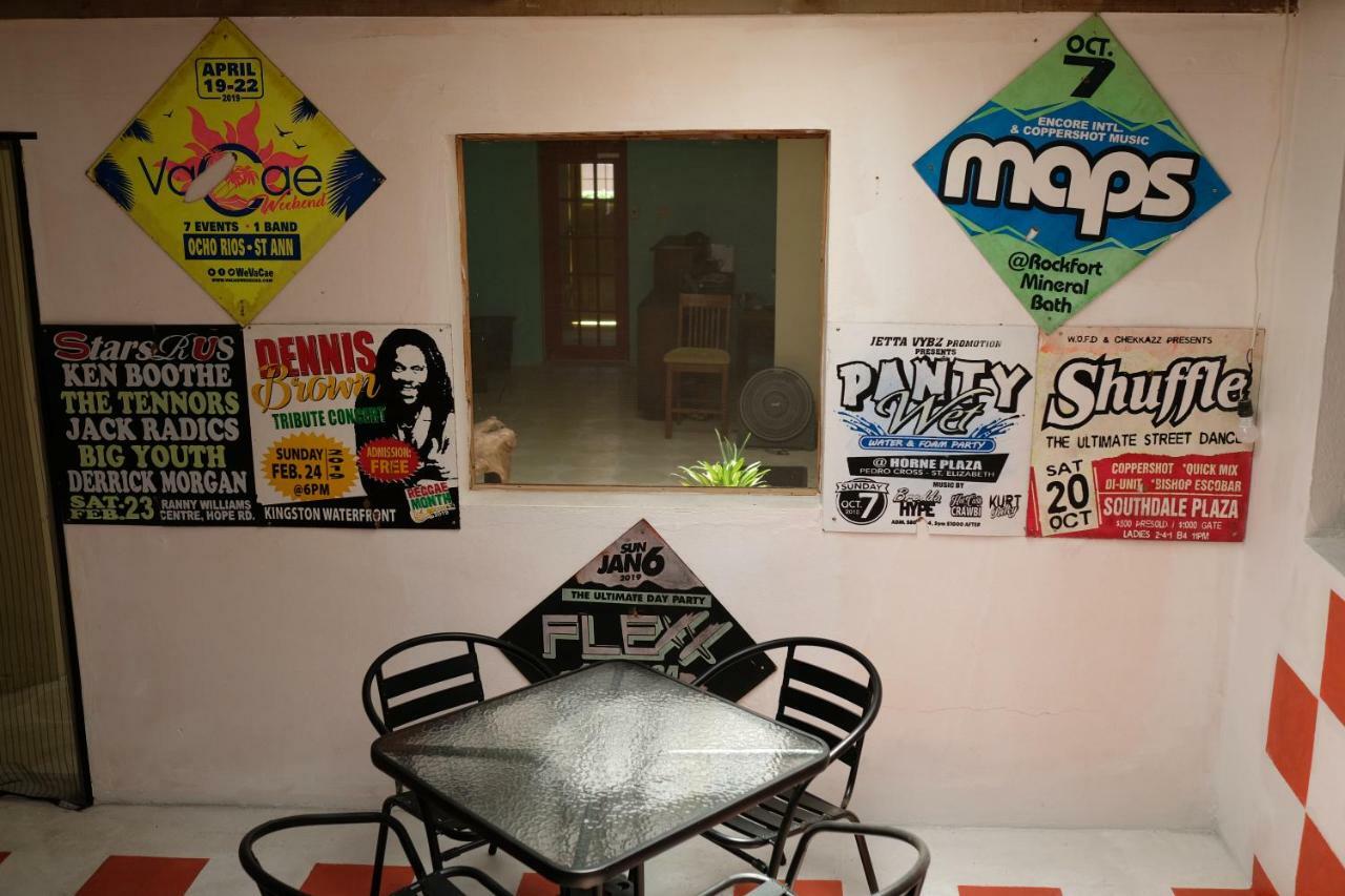 קינגסטון Ragamuffin Hostel מראה חיצוני תמונה